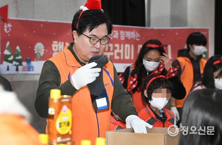 설 명절 맞이 행복나눔 꾸러미 전달