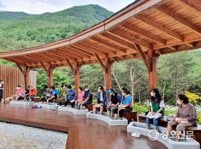 거창 항노화힐링랜드 산림치유·숲해설 프로그램 운영